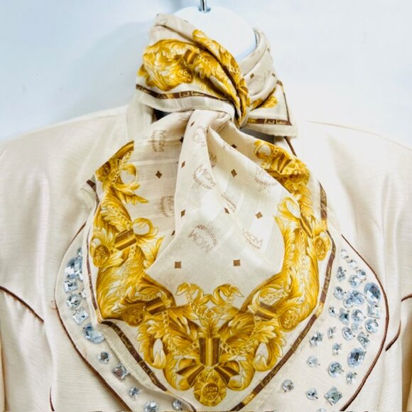 Unused MCM for men and women, Miniscarf/Handker 19" Silk/Cotton Gold Beige(98 - Picture 7 of 7
